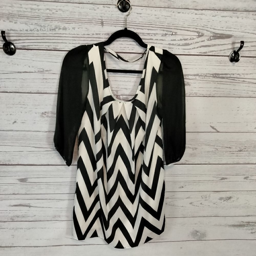"Namu" woman's dress   